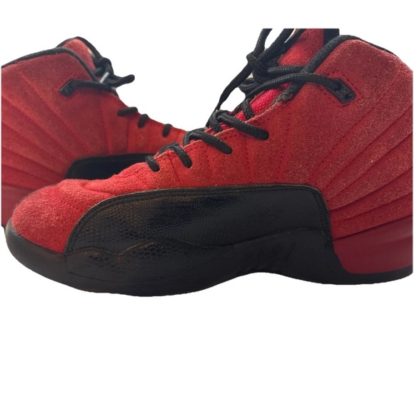 Nike Air Jordan 12 Retro - Kids Size 2.5Y - 'Reverse Flu Game' Sneakers NO BOX - Picture 7 of 16